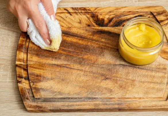 oil for cutting board